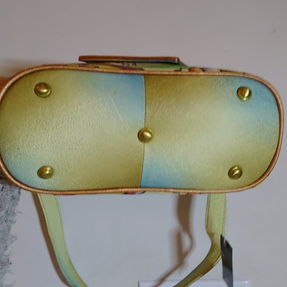 Colorful Geometric Shoulder Bag - Picture 4 of 5